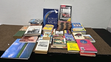 (50 +) Assortment of Books