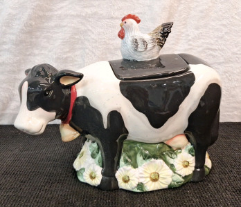 (1) Daisy Farm - Porcelain Cow & Chicken Cookie Jar