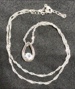 18" 925. Twisted Rope Chain Necklace w/ Clear Crystal Gem