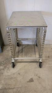 Short Rolling Stainless Top Bakers Cart Sheet Pan Cart 21x25x32