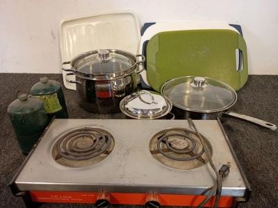 Kitchen Pans Large Pot With Steamer, Frying Pan, And Sauce Pot. Large Cutting Boards, Presto Electric Camp Stove