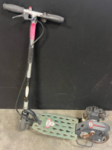 Mosquito DX Gas Scooter