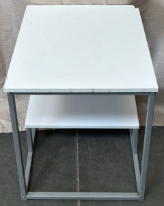 Small White Endtable / 18&rdquo; L x 18&rdquo; W x 22&rdquo; H