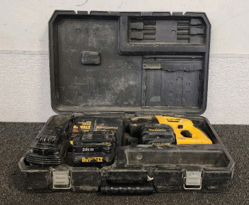 DeWalt 24V 7/8" SDS Rotary Hammer Steel Drilling 13mm With 3 Batteries And A Battery Charger.