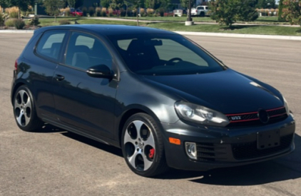 2011 VOLKSWAGEN GTI - 104K MILES!