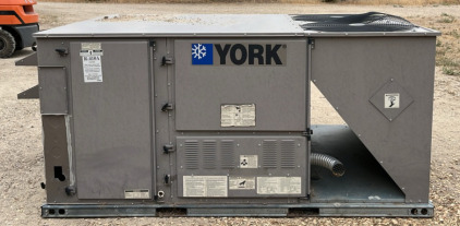 York Roof Top R-410A AC Unit Model: ZF090N15N2AAA5A