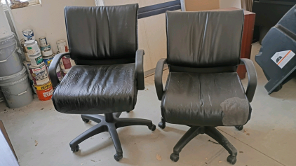 2) Office Swivel Chairs