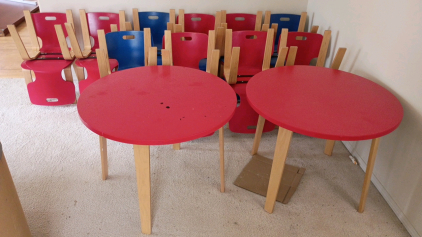 20) Kids Chairs Playroom Chairs and (2) Tables 36x27