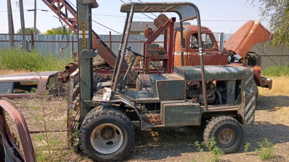 OFFSITE CALDWELL - Vintage Uknown Year Dually 6,000 lb Capacity Offroad PhiLift Forklift
