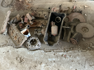 OFFSITE CALDWELL - Car Parts and Pieces (Ford Flathead Engine Parts)