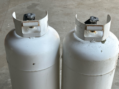 OFFSITE CALDWELL - Pair Of 30" Tall Propane Tanks