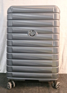 (1) Large Rolling Suitcase