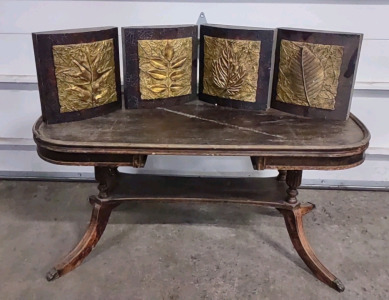 37&frac14;"x 20"x 18" Vintage 2-Drawer Coffee Table w/ (4) 10"x 2&frac12;"x 10" Decorative Wall Leaf Art