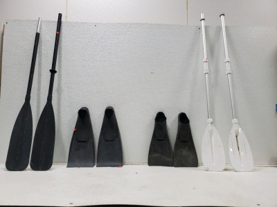 2 Sets Of Scuba Fins and 4 Canoe Paddles