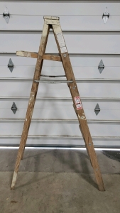 Wooden 6Ft Ladder