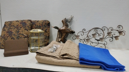 2 Pillows 2 Wall Decors and More