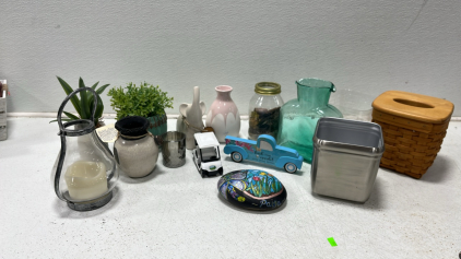 Green Glass Decanter, Decorative Vases,Pots With Fake Foloage,Rock Decorative Painted Rock, Mason Jar With Sand,Glass Lanterd With Light, Wood Decor, (3) Planter Pots