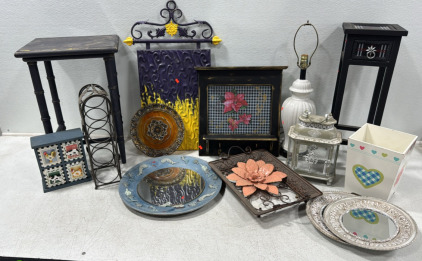 Assorted Home Decore Items