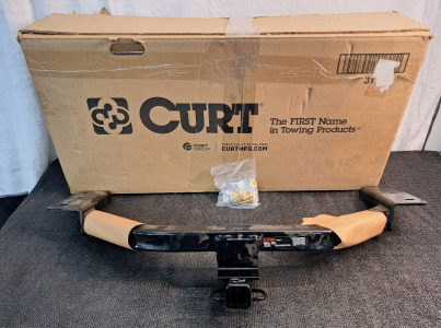 (1) CURT 12092 Class 1 Trailer Hitch, 1-1/4-Inch Receiver, Fits Select Ford Vehicles
