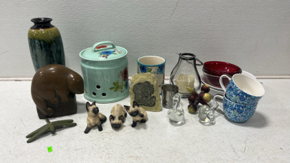 Marian Weisberg Bronze Finish Lemur Sculpture, 3Vintage Hand Painted Siamese Kittens, , Pioneer Woman Onion Keeper And Utensil Holder, (2) Large White Ceramic Bowls,(2) Lilly Pulitzer Coffee Mugs, Iron Dragonfly and other Misc Items