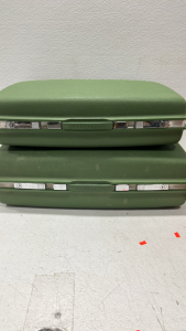 Vintage Olive Green 2 Piece Samsonite Luggage,