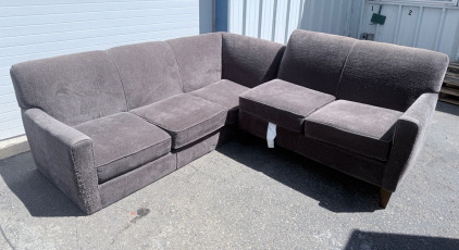 (1) Grey Sectional Couch