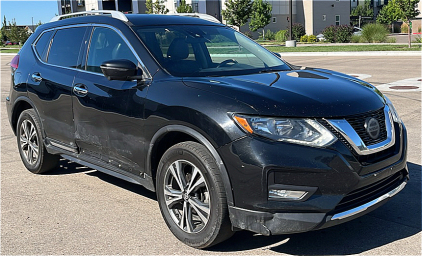2018 NISSAN ROGUE - AWD! TOUCHSCREEN ENTERTINMENT CENTER!