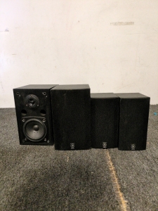 Yamaha speakers two small two big