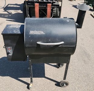 Yraeger Smoker Small