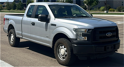 2015 FORD F-150 - 4x4! LOCAL GOVERNMENT