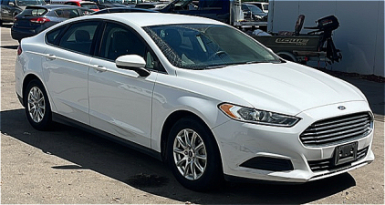2016 FORD FUSION - 37K MILES! LOCAL GOVERNMENT