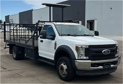 2018 FORD F-450 - DIESEL! UTILITY FLAT BED!