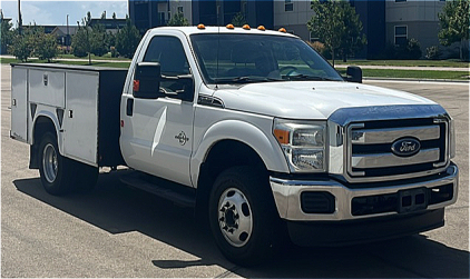 2013 FORD F-350 - DIESEL! 4X4! LOCAL FLEET!