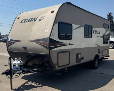 2017 PACIFIC COACHWORKS ECON CAMP TRAILER
