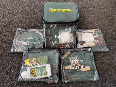 Remington Storage Bag With Gun/ Rfile Cleaning Materials