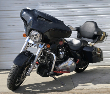 2021 HARLEY DAVIDSON FLHT ELECTRA GLIDE- 1,360 Miles!!!