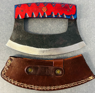 Custom Handmade Ulu Knife &ndash; Textured Blade w/ Red & Blue Micarta Handle- 6" Overall Length