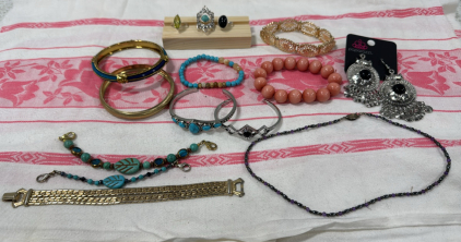 Assorted Women&rsquo;s Jewelry (4) Turquoise Bracelets (1) Yellow Stone Silver Ring (1) Turquoise Silver Tone Ring And More