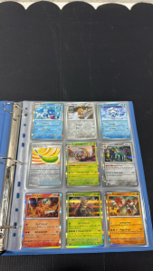 Huge Binder Of 160+ Pok&eacute;mon Cards With Tons Of Halos And Rares