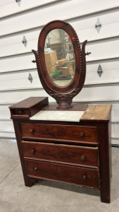 Vintage Chest Drawer