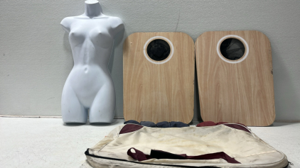 Portable Corn Hole And Women&rsquo;s Mannequin Bust