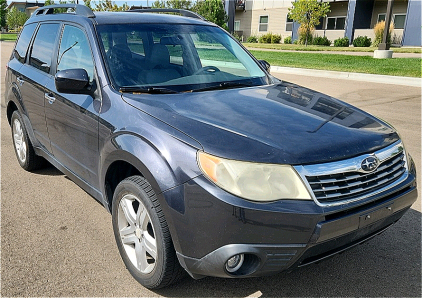 2010 SUBARU FORESTER - AWD!