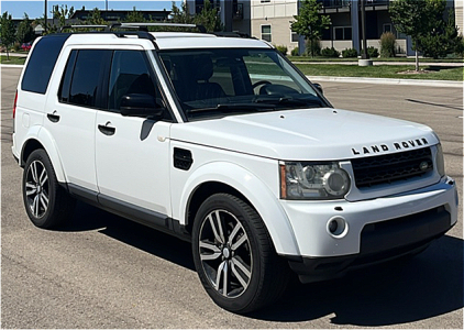 2011 LAND ROVER LR4 - 2 SUN ROOFS!