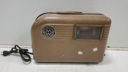 Montgomery Ward Electric Fence Controller Model Number 24-SIM-940