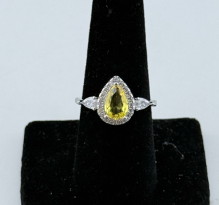 (1) Size 8 Faceted Teardrop Cut Amber Citrine Ring
