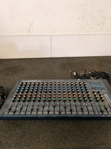 Audiopro S16 professional stereo Mixer Mackie 1402 VLZ Pro