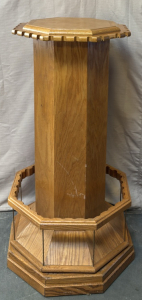 Spinning Pool Cue Holder / 20.5&rdquo; L x 20.5&rdquo; W x 48&rdquo; H