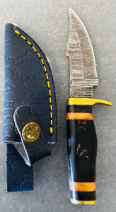 Damascus Steel Blade Horn Handle Rat-Tail Fixed Blade Knife With Sheath- 6" Overall Length