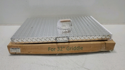 32" Griddle Cover In Original Packaging