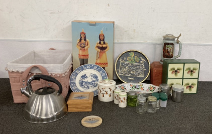 Kitchenware & Decor